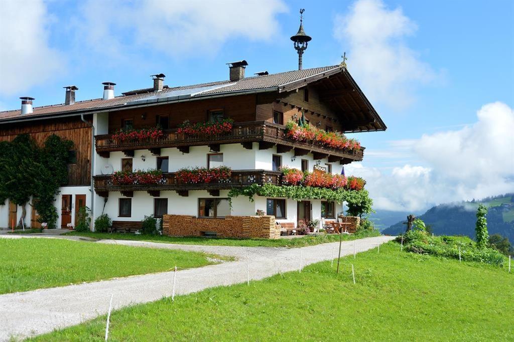Embacher Marianne - Rotharlhof Hopfgarten im Brixental Bagian luar foto